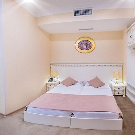 Vintage Hotel Tbilisi Buitenkant foto