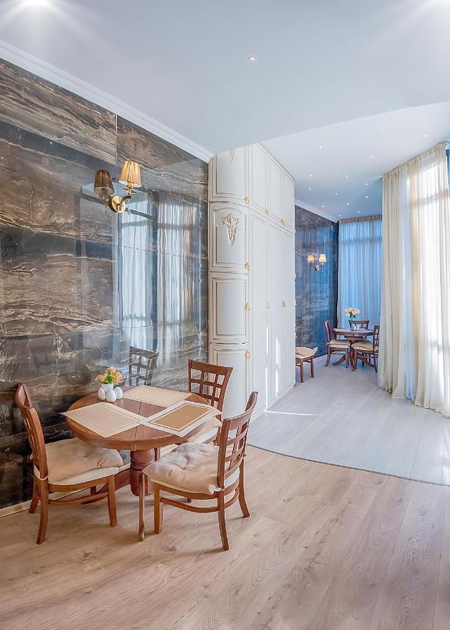 Vintage Hotel Tbilisi Buitenkant foto
