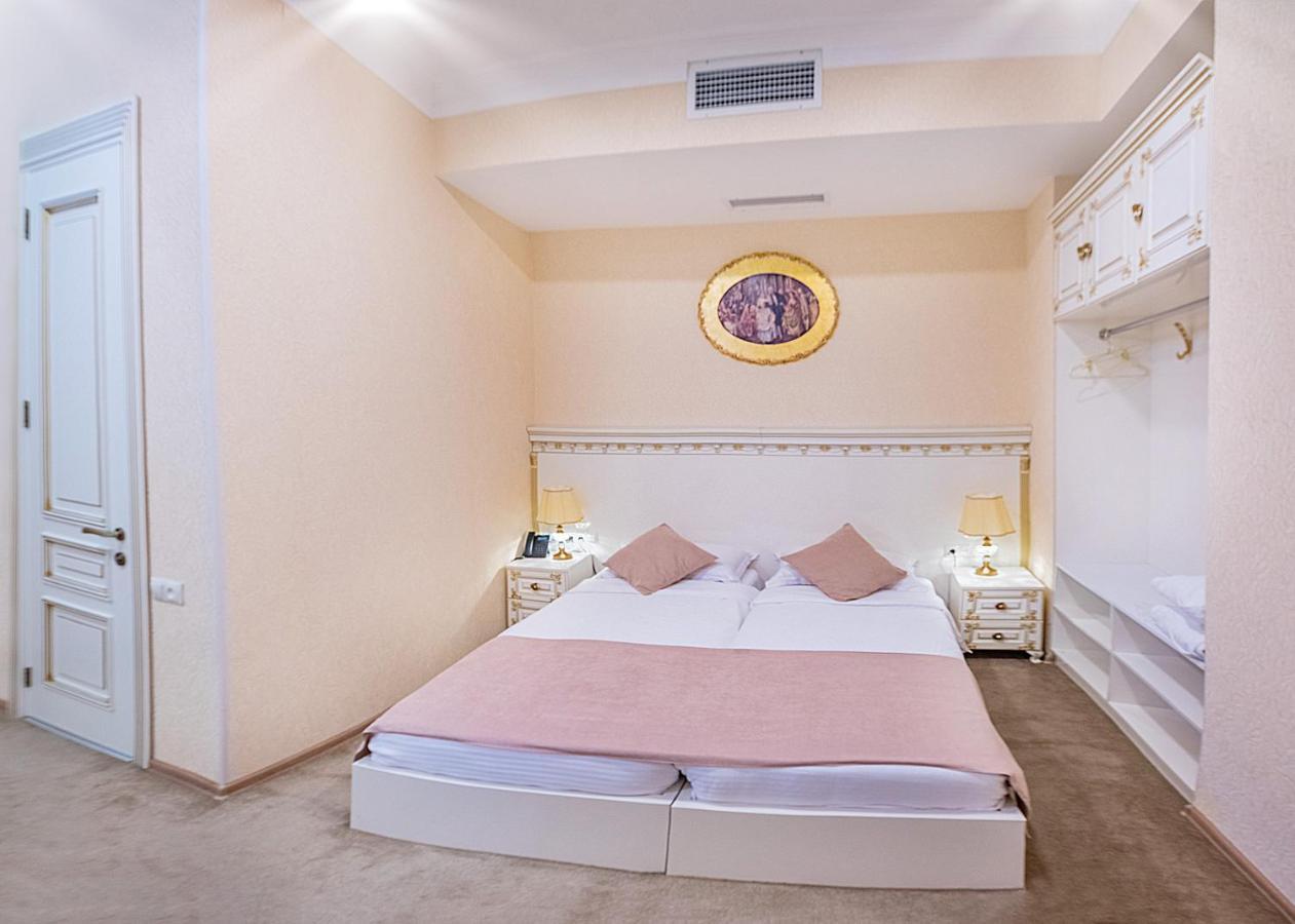 Vintage Hotel Tbilisi Buitenkant foto