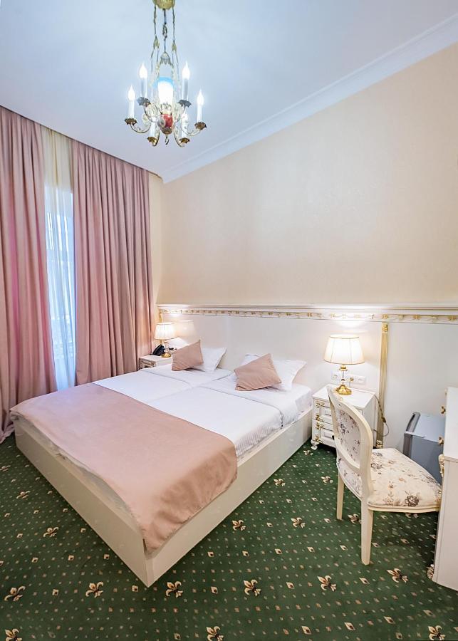 Vintage Hotel Tbilisi Buitenkant foto