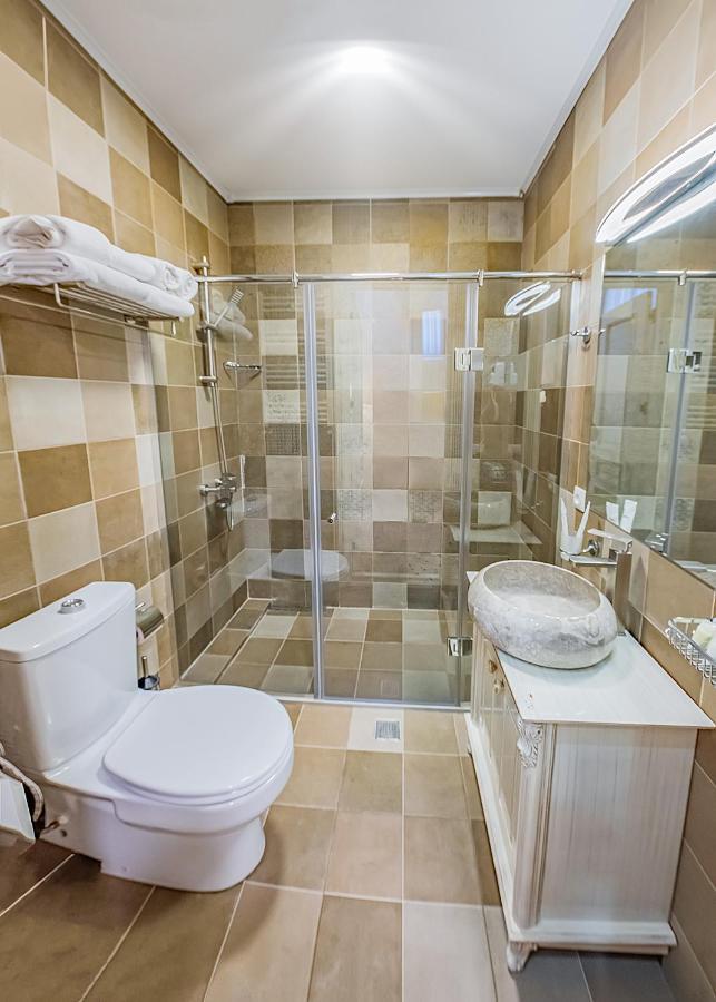 Vintage Hotel Tbilisi Buitenkant foto