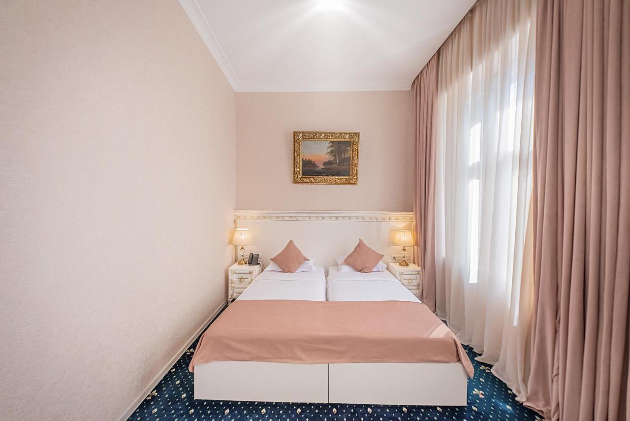Vintage Hotel Tbilisi Buitenkant foto