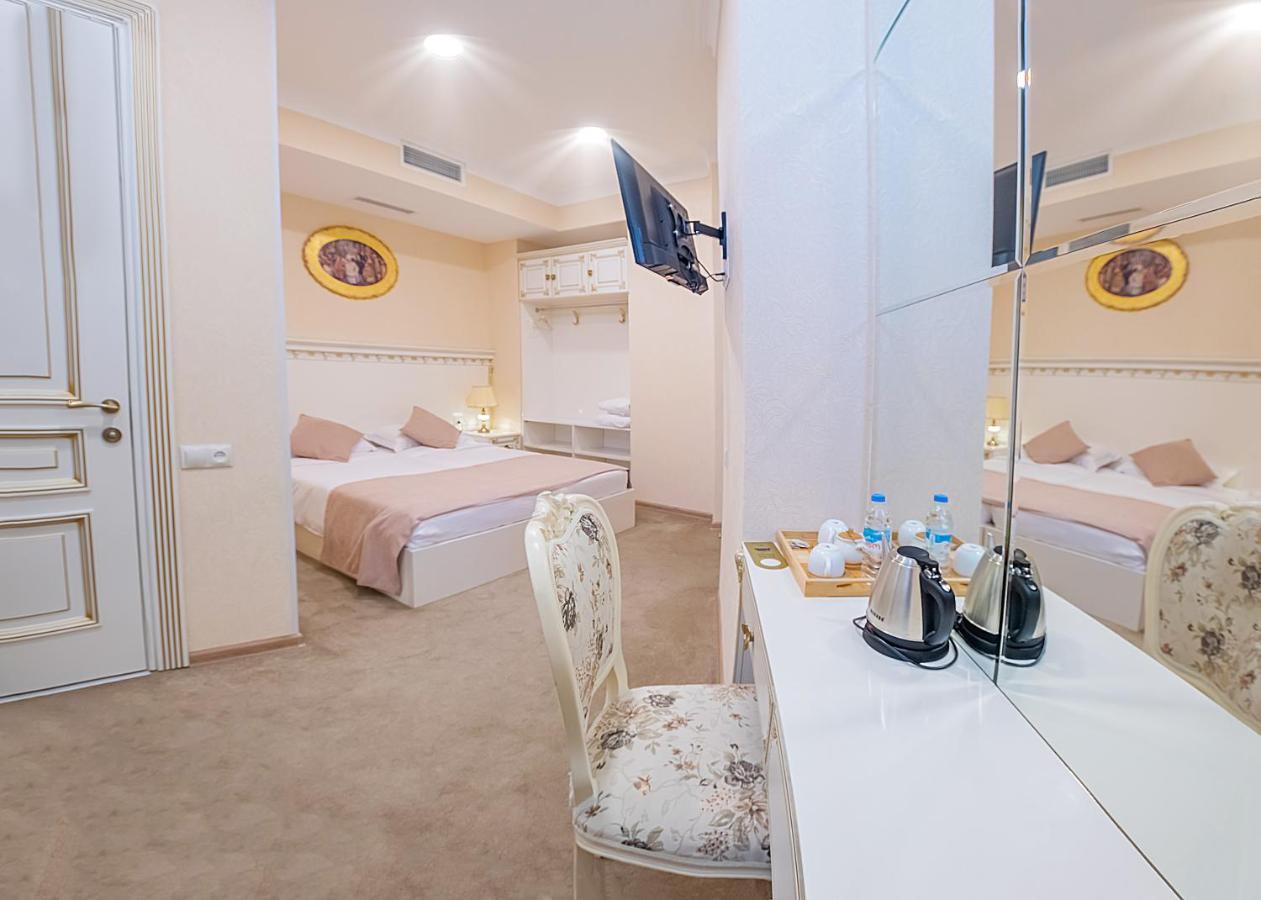 Vintage Hotel Tbilisi Buitenkant foto