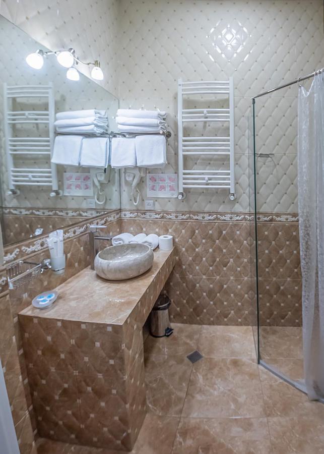 Vintage Hotel Tbilisi Buitenkant foto