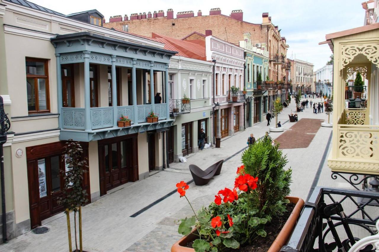 Vintage Hotel Tbilisi Buitenkant foto